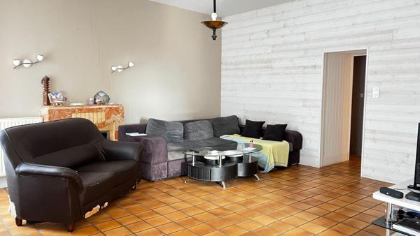 Pouzauges, Maison 128 m² , 3 chambres et un bureau