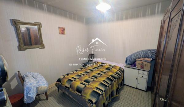 Maison ancienne avec beaucoup de potentiel