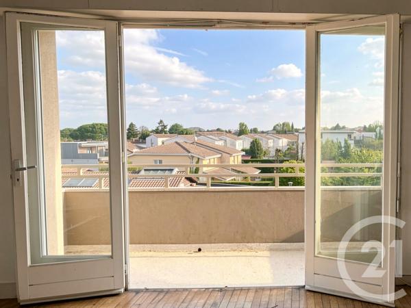 Appartement T3 à vendre  3 pièces - 71,68 m 2   BEGLES  - 33