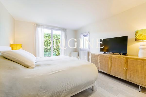 Maison 7 pièce(s) 5 chambre(s) 205 m²