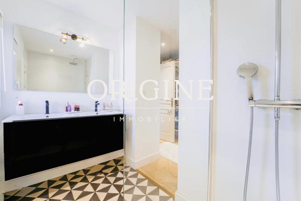 Maison 7 pièce(s) 5 chambre(s) 205 m²