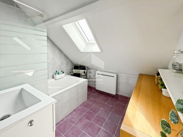 Maison familiale 8 pièces à Vaux-le-Pénil