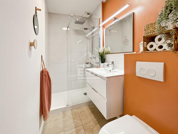 Maison familiale 8 pièces à Vaux-le-Pénil