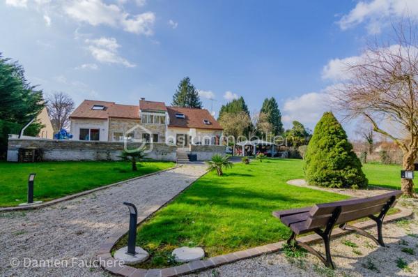 Maison darchitecte de 240 m²