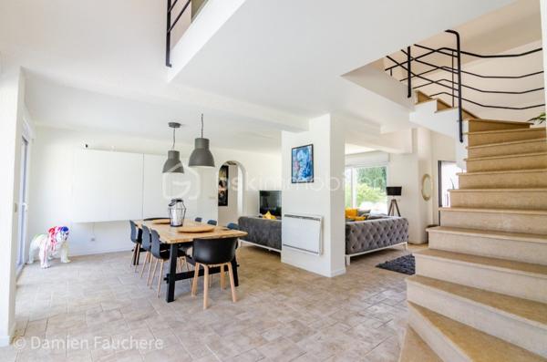 Maison darchitecte de 240 m²