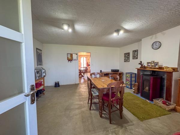 Maison à vendre à Vernoux-en-Gâtine (79240) - Deux-Sèvres
