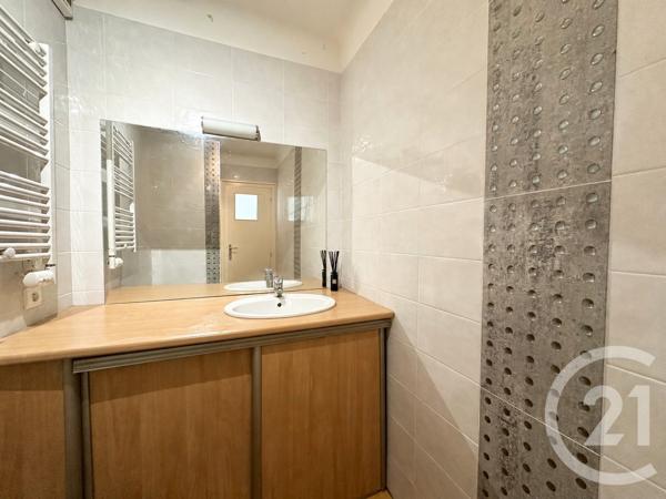 Appartement F3 à vendre  3 pièces - 55,08 m 2   ST JEAN DE LUZ  - 64