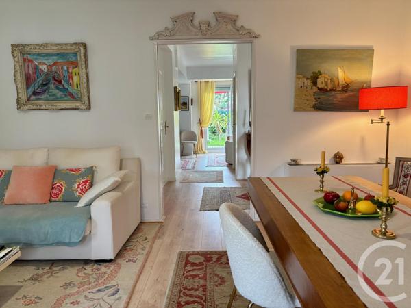 Maison à vendre  6 pièces - 112,20 m 2   ST PEE SUR NIVELLE  - 64