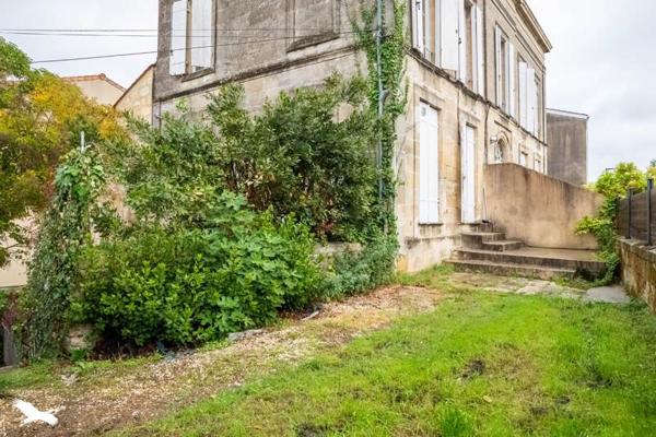 Appartement à vendre |  Cenon |  2 pièces | 55 m²