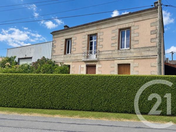 Maison à vendre  5 pièces - 185 m 2   BERSON  - 33