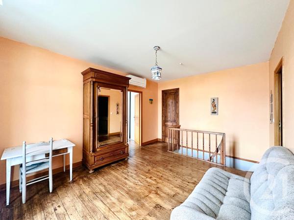 Maison à vendre  5 pièces - 185 m 2   BERSON  - 33
