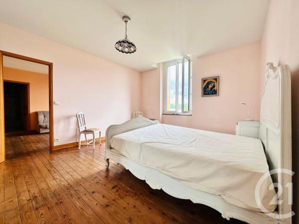 Maison à vendre  5 pièces - 185 m 2   BERSON  - 33