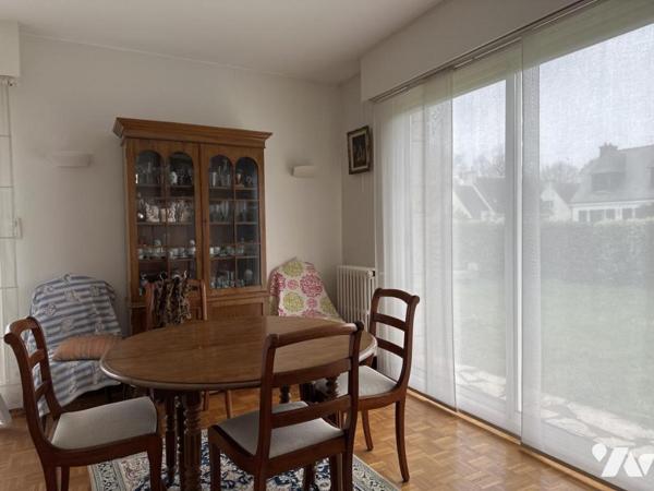 A VENDRE 56 PLOEREN CENTRE AGREABLE MAISON SUR JARDIN 541 m²