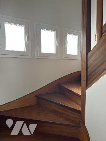 A VENDRE 56 PLOEREN CENTRE AGREABLE MAISON SUR JARDIN 541 m²