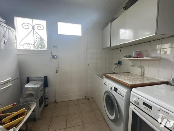 A VENDRE 56 PLOEREN CENTRE AGREABLE MAISON SUR JARDIN 541 m²