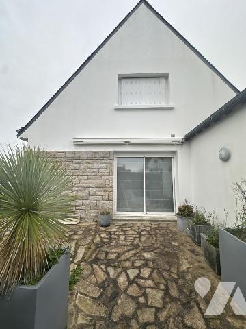 A VENDRE 56 PLOEREN CENTRE AGREABLE MAISON SUR JARDIN 541 m²