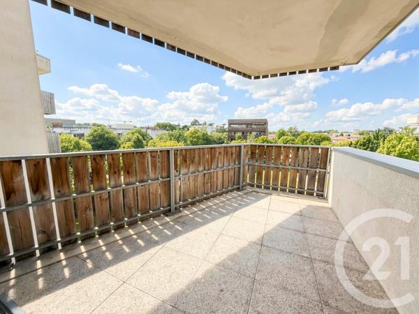 Appartement F4 à vendre  4 pièces - 80,10 m 2   BEGLES  - 33