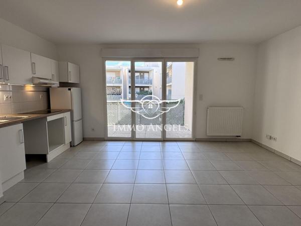Appartement T3 57m2 lumineux et moderne avec place de parking