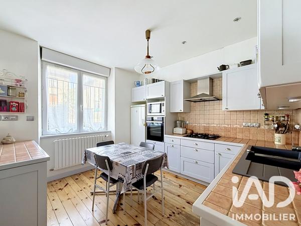 Maison à vendre 9 pièces 264 m² Saint-Chély-d'Apcher