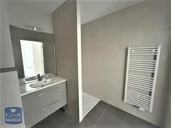 Appartement à louer 2 pièces 40.9m²