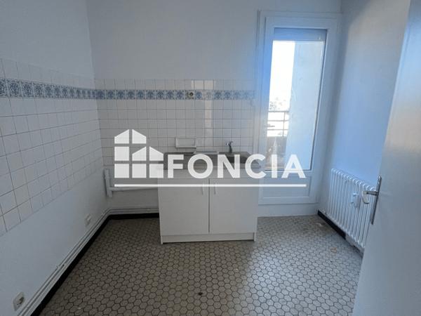 Location Appartement 2 pièces 43.2 m² - 4 ET 6, BD DU 8 MAI 1945 Bergerac 24100