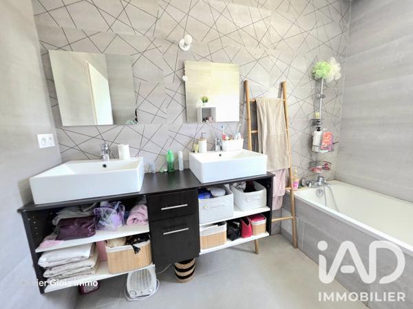 Maison à vendre 4 pièces 98 m² Saint-Nazaire-d'Aude