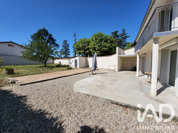 Maison à vendre 5 pièces 165 m² Andrézieux-Bouthéon