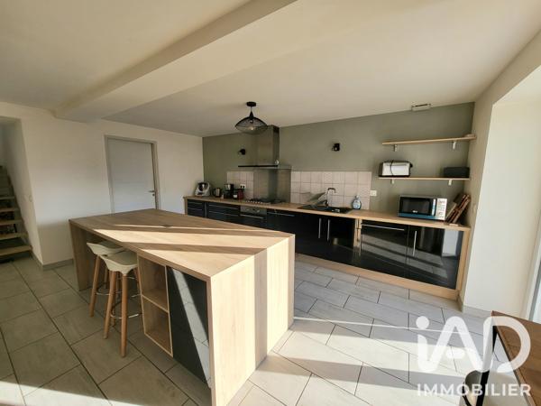 Maison à vendre 5 pièces 165 m² Andrézieux-Bouthéon