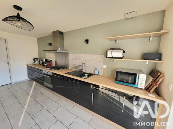Maison à vendre 5 pièces 165 m² Andrézieux-Bouthéon