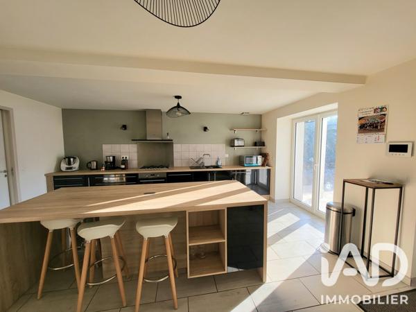 Maison à vendre 5 pièces 165 m² Andrézieux-Bouthéon