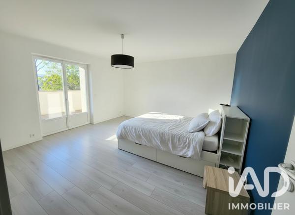 Maison à vendre 5 pièces 165 m² Andrézieux-Bouthéon