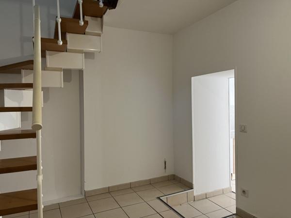 Maison à vendre |  Mirambeau |  3 pièces | 82 m²