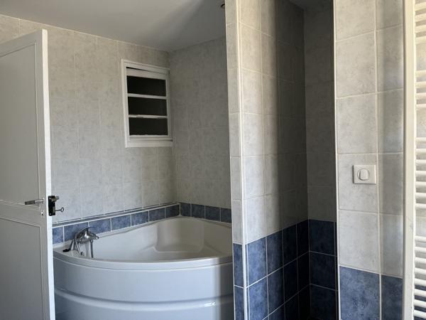 Maison à vendre |  Mirambeau |  3 pièces | 82 m²