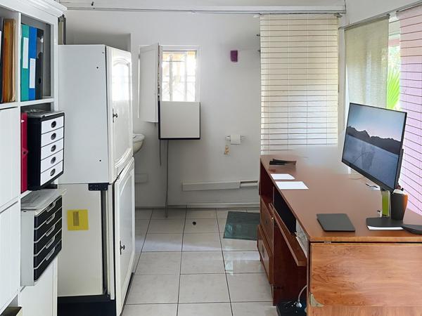 Appartement atypique en ville dans un coin de verdure