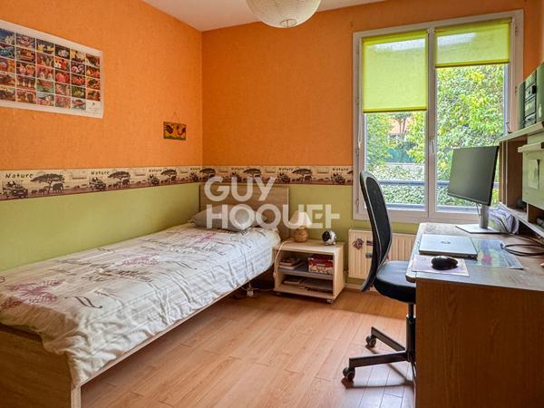 SAINT-PRIEST CENTRE ? DUPLEX 84 M² AVEC JARDIN PRIVATIF ET GARAGE