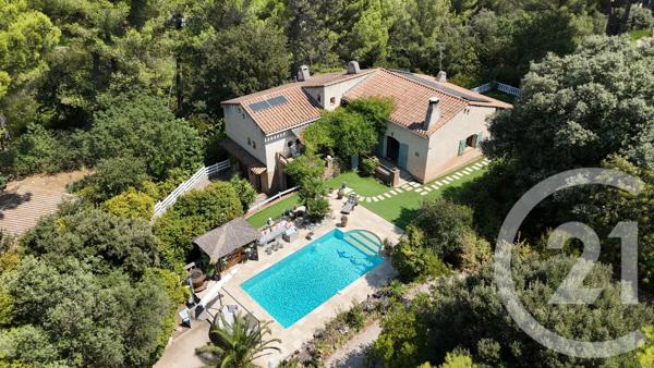 Maison à vendre  5 pièces - 207 m 2   MARSEILLE  - 13011