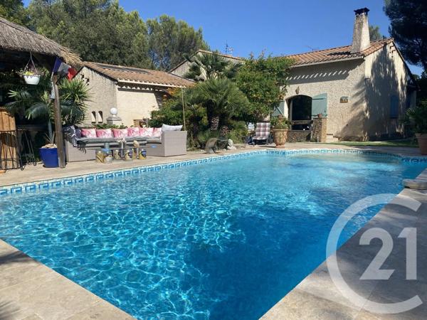 Maison à vendre  5 pièces - 207 m 2   MARSEILLE  - 13011