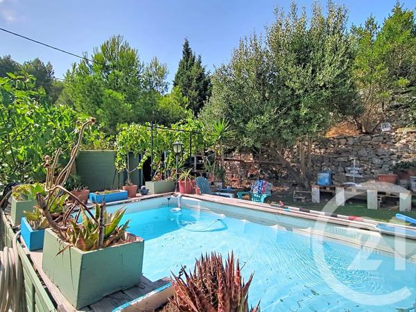 Maison à vendre  5 pièces - 207 m 2   MARSEILLE  - 13011