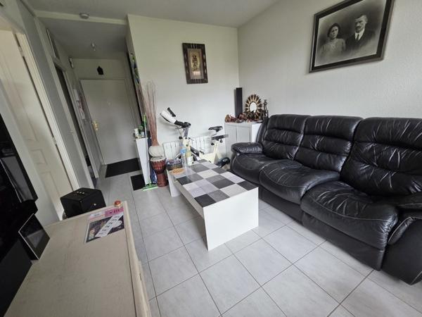 Appartement à vendre |  Saint-Seurin-sur-l'Isle |  2 pièces | 37 m²