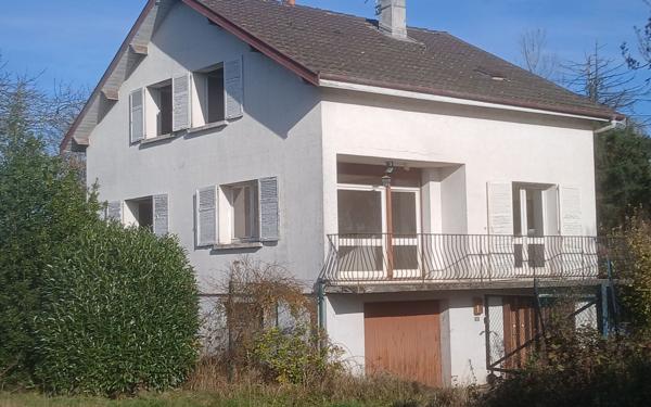 Maison à vendre    4 pièces •  Étival-Clairefontaine