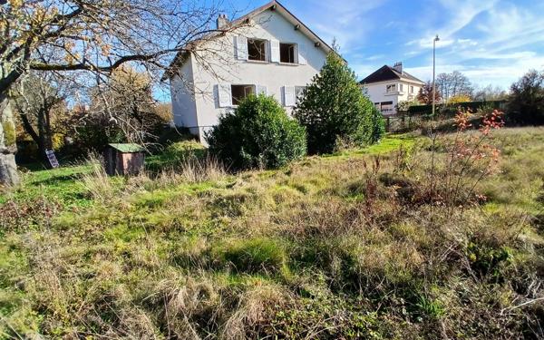 Maison à vendre    4 pièces •  Étival-Clairefontaine