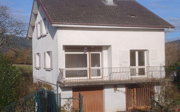 Maison à vendre    4 pièces •  Étival-Clairefontaine