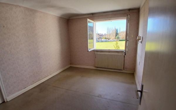 Maison à vendre    4 pièces •  Étival-Clairefontaine