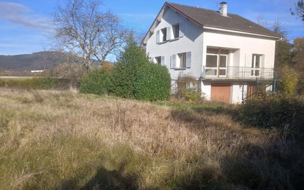 Maison à vendre    4 pièces •  Étival-Clairefontaine