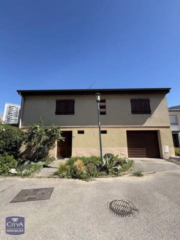 Maison à vendre 4 pièces 82m² Vénissieux (69200)