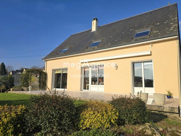 Maison à Vimartin-sur-Orthe, 53160 - 8 pièces 148m²