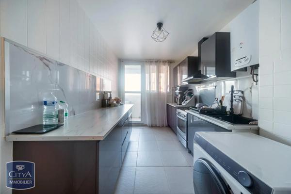 Appartement à vendre 2 pièces 56.31m² Mâcon (71000)