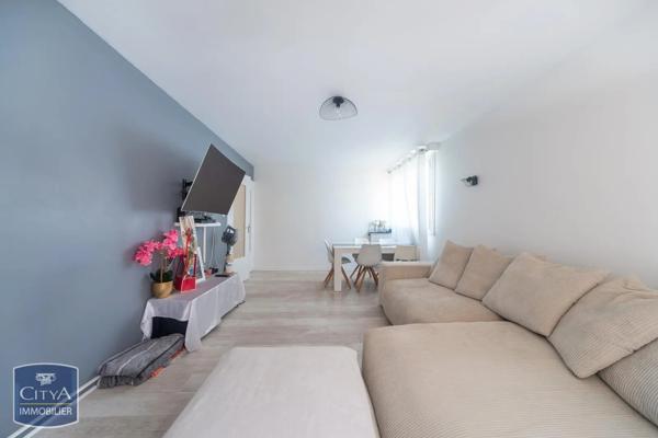 Appartement à vendre 2 pièces 56.31m² Mâcon (71000)