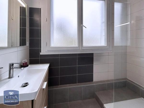 Appartement à vendre 2 pièces 56.31m² Mâcon (71000)