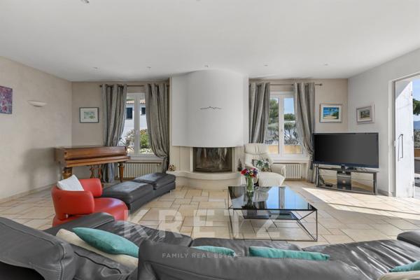 MAISON VUE MER A PIEDS DU PORT ET DES PLAGES